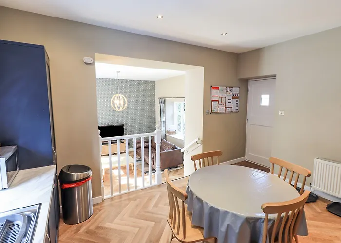 Loughrigg View * Ambleside