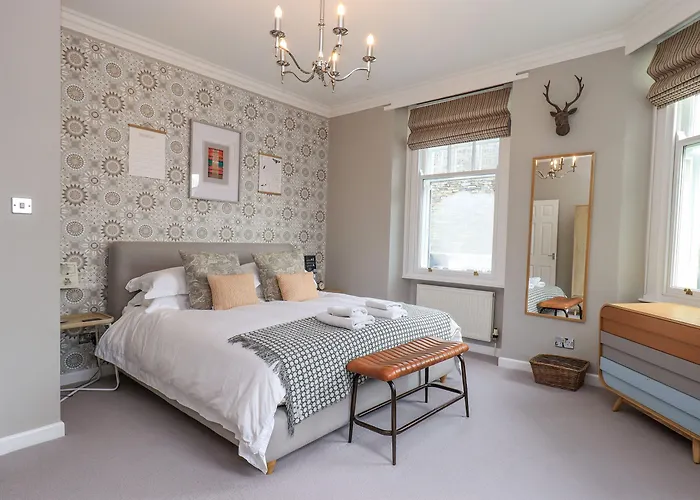 Loughrigg View * Ambleside