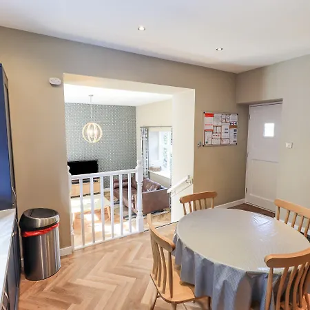 Loughrigg View * Ambleside